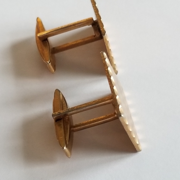 Vintage cuff links gold tone metal - Picture 2 of 13